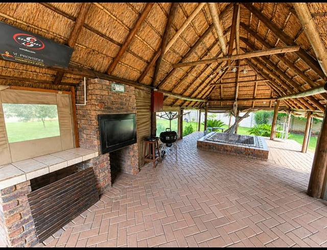 4 BEDROOM HOUSE FOR SALE IN THE REEDS